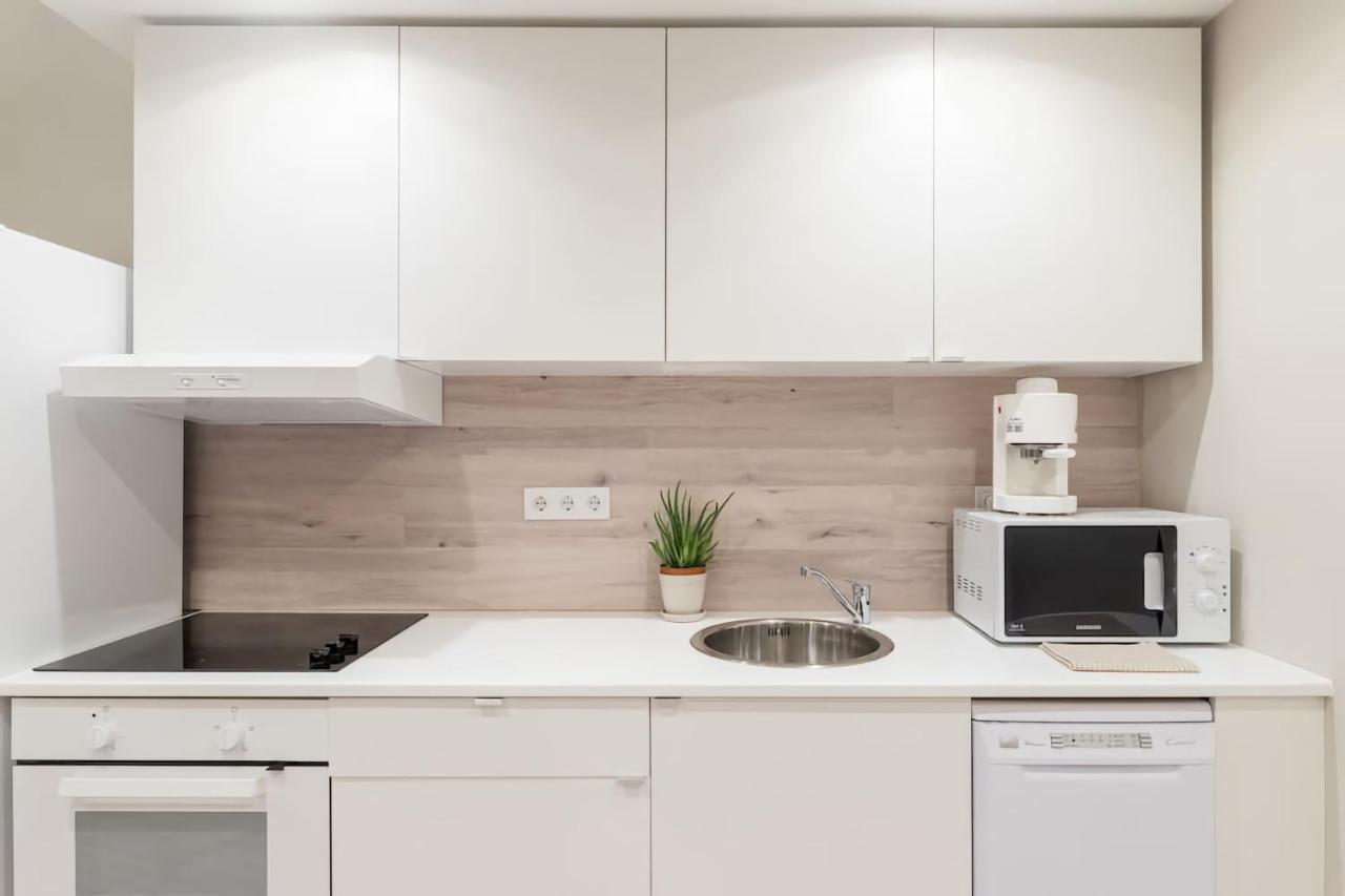 Апартаменты Akacfa 62 Dowtown 2Br Wifi+Ac Будапешт Экстерьер фото